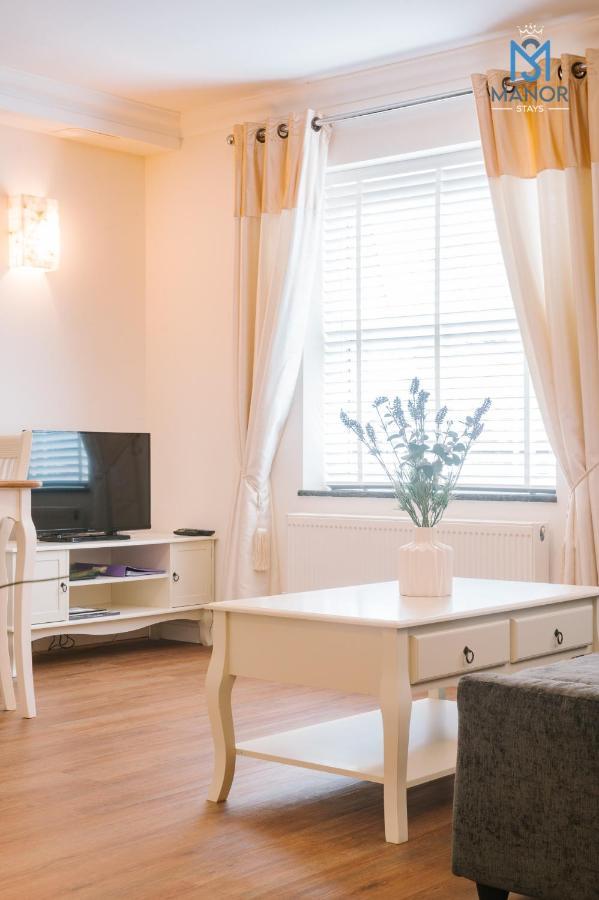 Charming Chic Appartment With 24Hr Parking Нортгемптон Екстер'єр фото